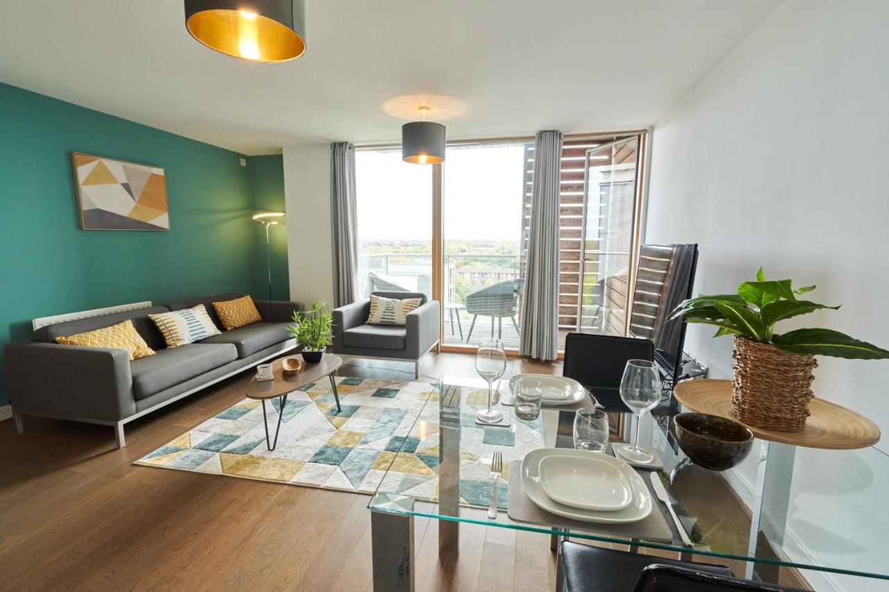 Shortstaymk Vizion Apartments, With Free Superfast Wi-Fi, Parking, Sky Sports And Movies Milton Keynes Exterior photo
