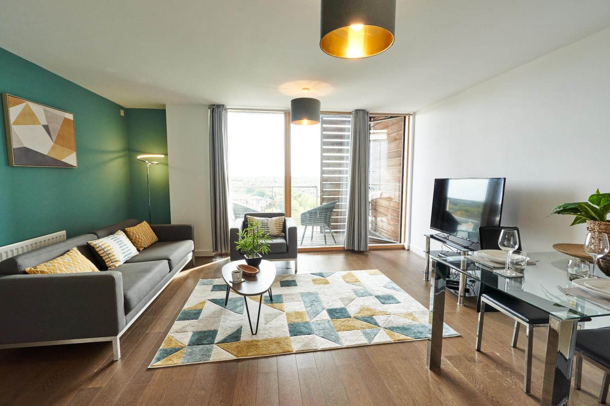 Shortstaymk Vizion Apartments, With Free Superfast Wi-Fi, Parking, Sky Sports And Movies Milton Keynes Exterior photo