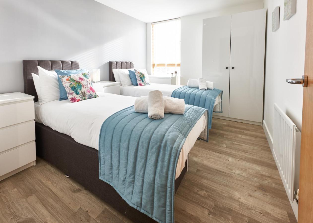 Shortstaymk Vizion Apartments, With Free Superfast Wi-Fi, Parking, Sky Sports And Movies Milton Keynes Exterior photo